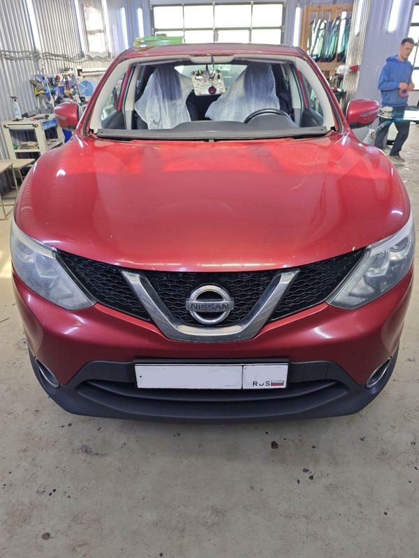 Замена лобового стекла Nissan Qashqai