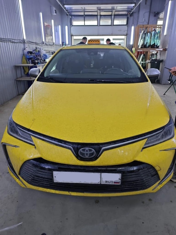 Замена лобового стекла на Toyota